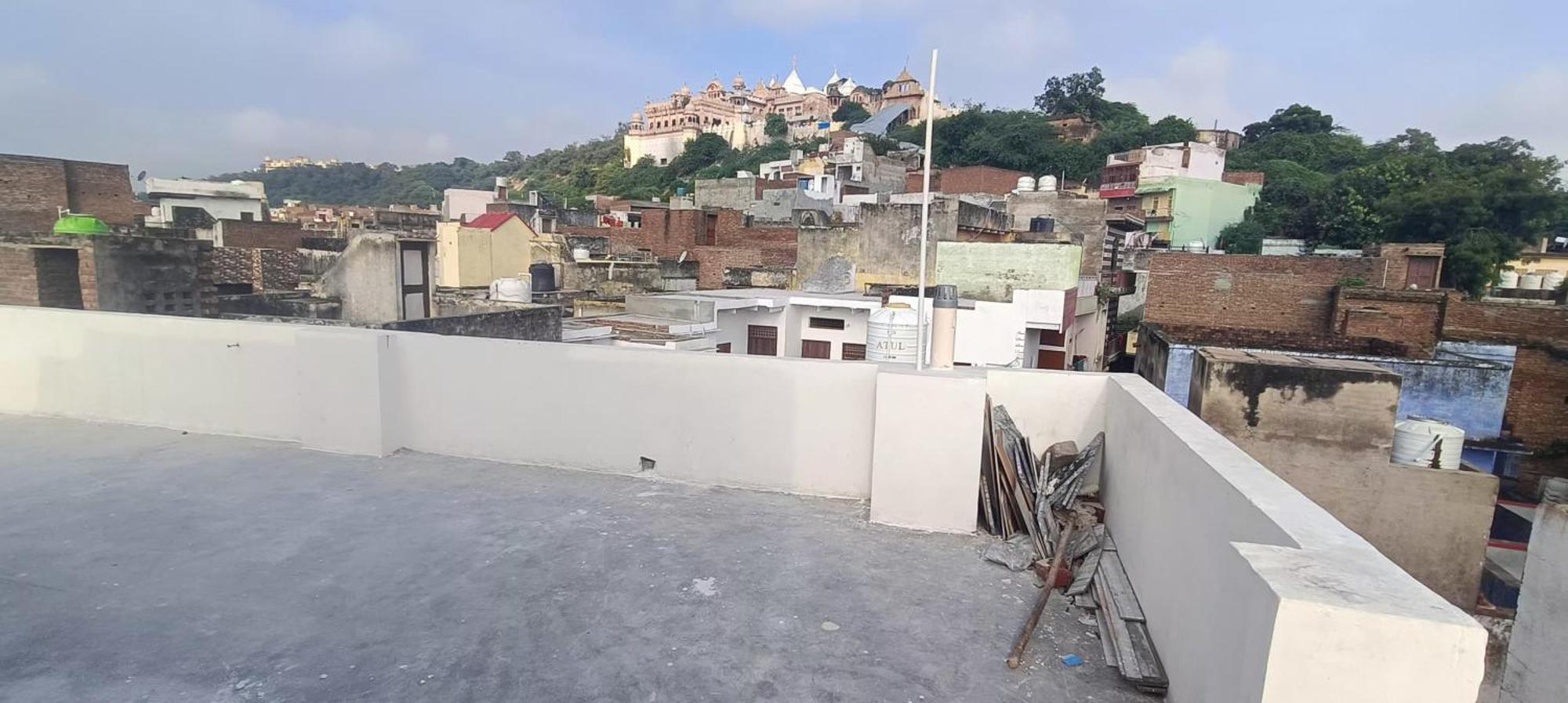 Goenka Home Stay Barsana Chhata Esterno foto
